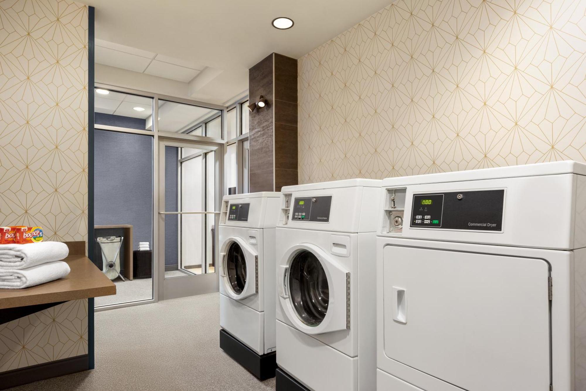 Home2 Suites By Hilton York Ngoại thất bức ảnh